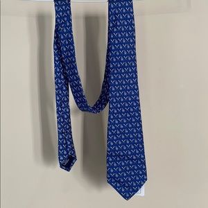 Brand new Vineyard Vines LA Dodgers tie